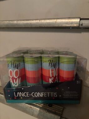 Party Confetti Popper Set - Multicolor